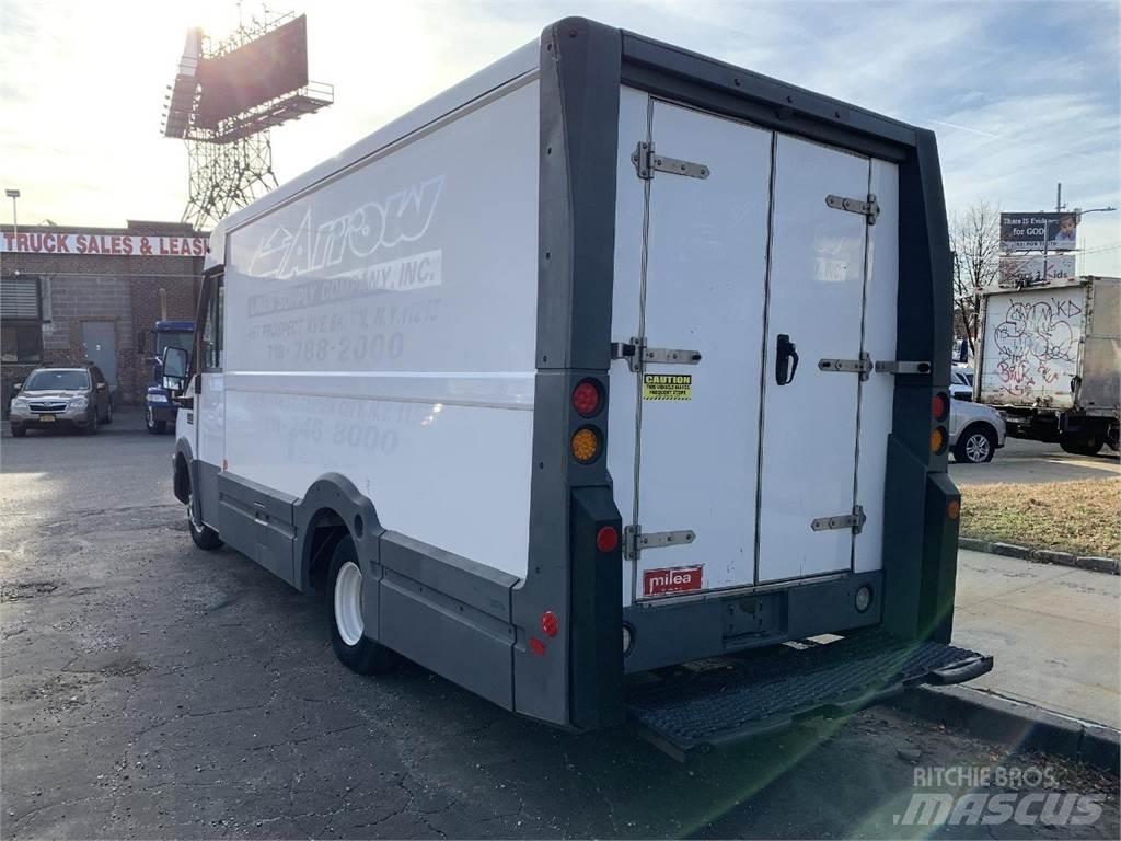 Isuzu Reach Cassonati