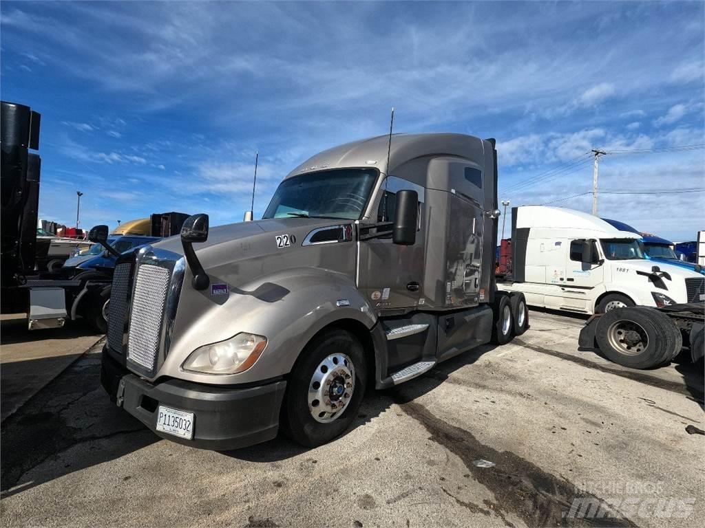 Kenworth T680 Motrici e Trattori Stradali