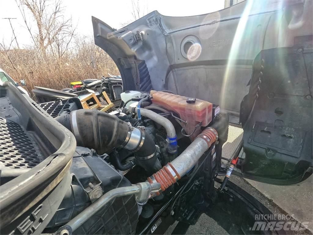 Kenworth T680 Motrici e Trattori Stradali