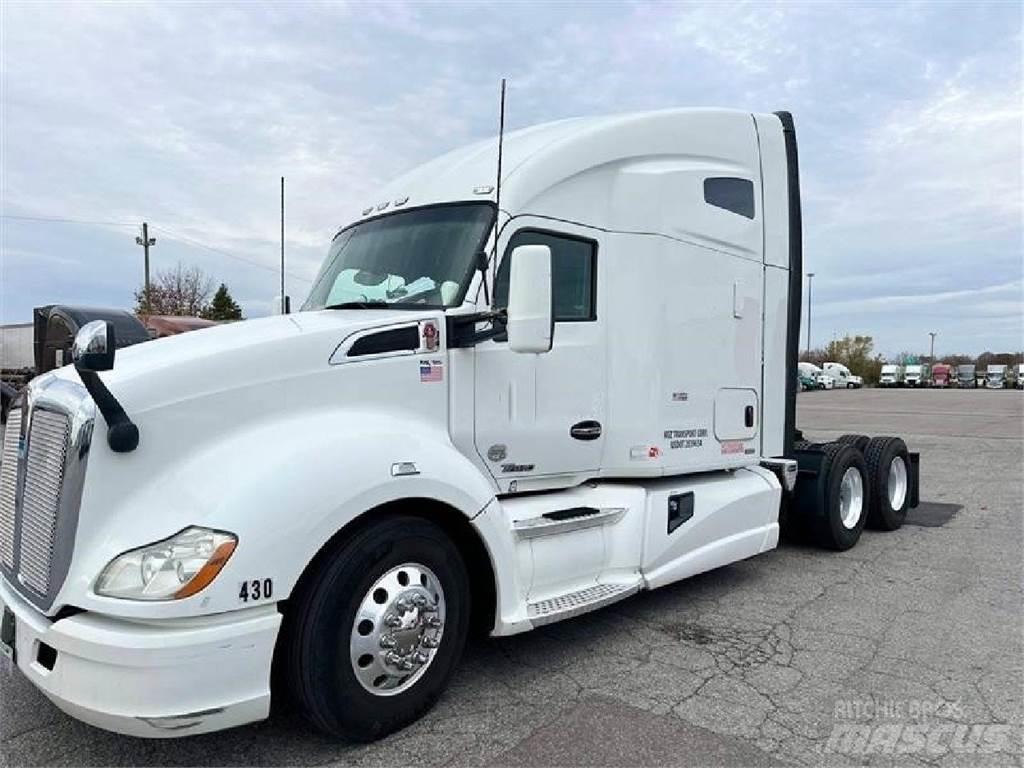 Kenworth T680 Motrici e Trattori Stradali