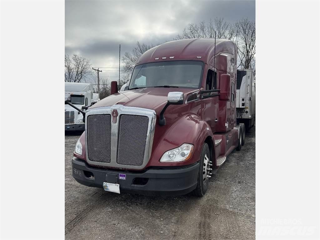 Kenworth T680 Motrici e Trattori Stradali