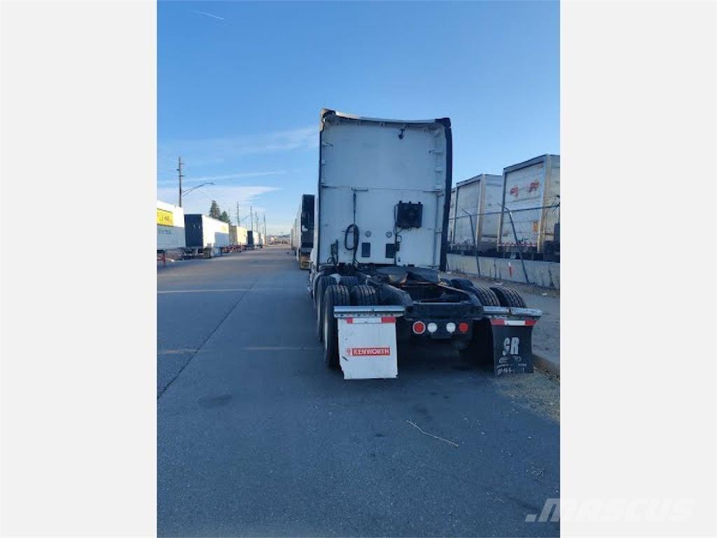 Kenworth T680 Motrici e Trattori Stradali