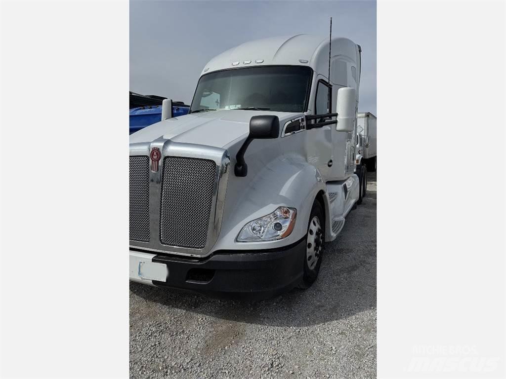 Kenworth T680 Motrici e Trattori Stradali