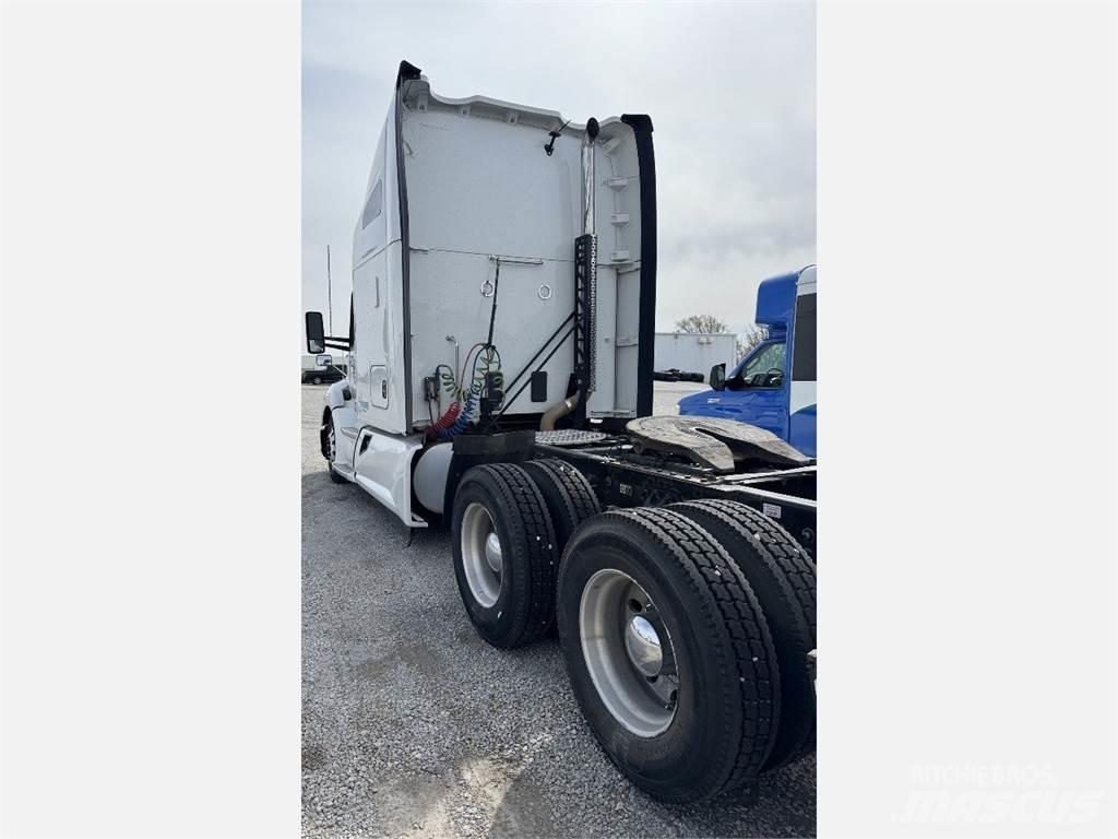 Kenworth T680 Motrici e Trattori Stradali