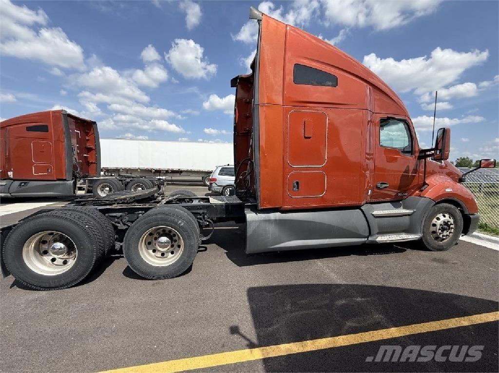 Kenworth T680 Motrici e Trattori Stradali