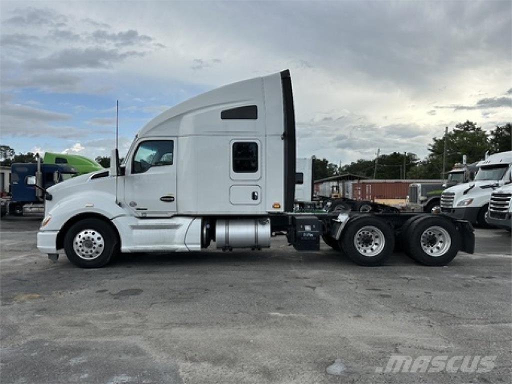 Kenworth T680 Motrici e Trattori Stradali