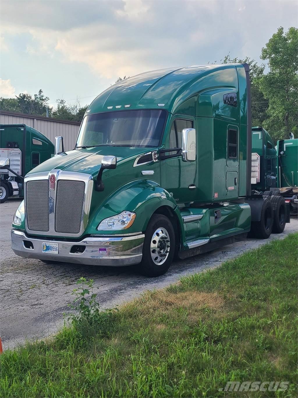Kenworth T680 Motrici e Trattori Stradali
