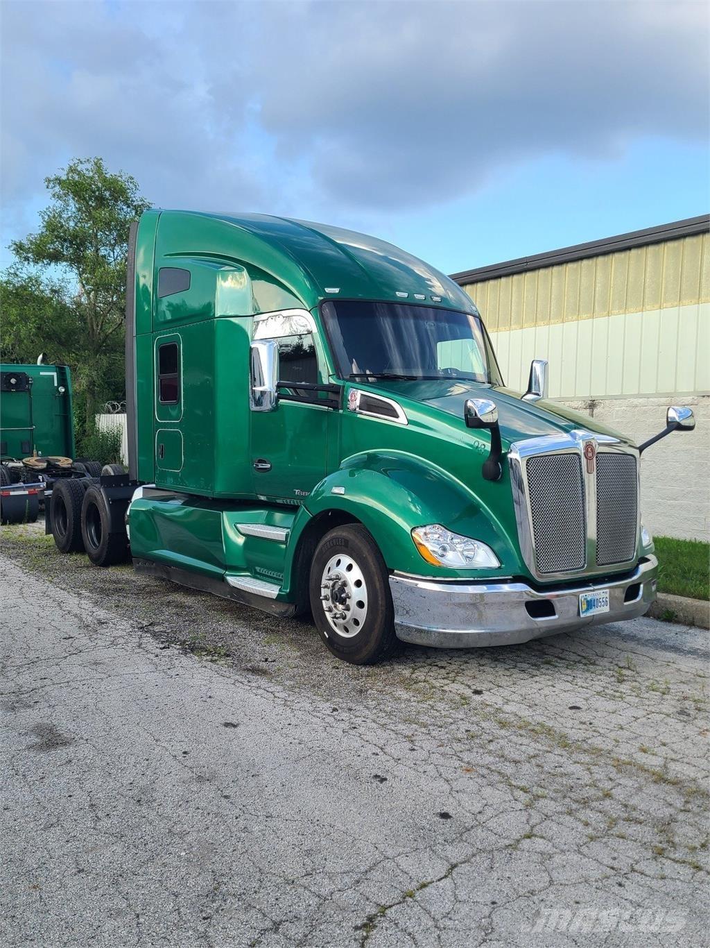 Kenworth T680 Motrici e Trattori Stradali