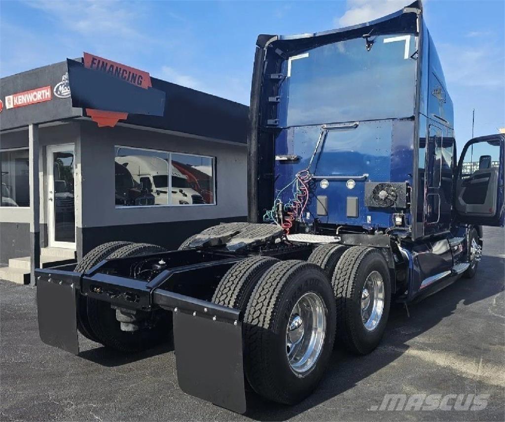 Kenworth T680 Motrici e Trattori Stradali