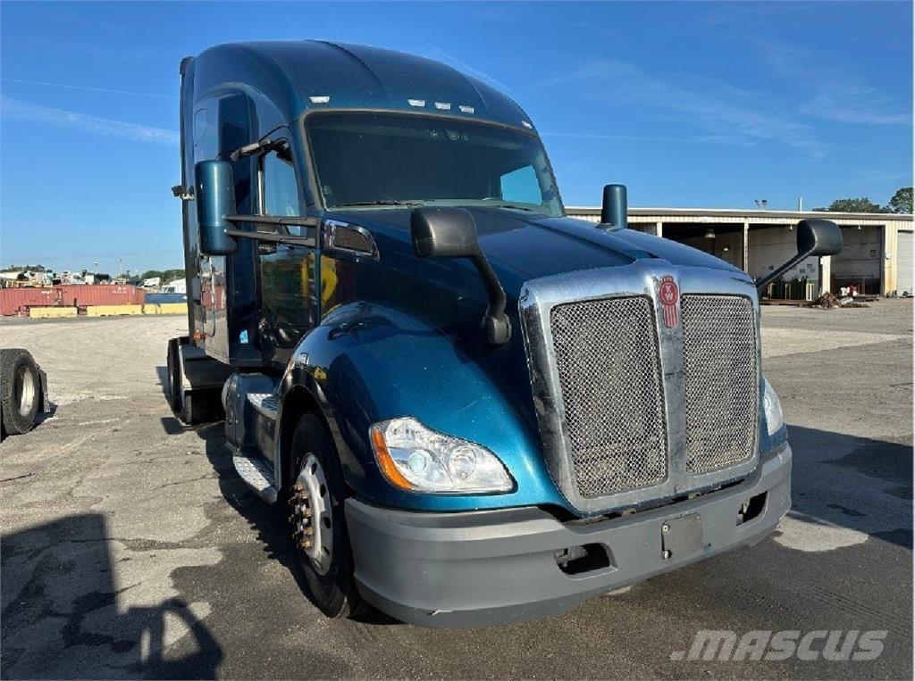 Kenworth T680 Motrici e Trattori Stradali