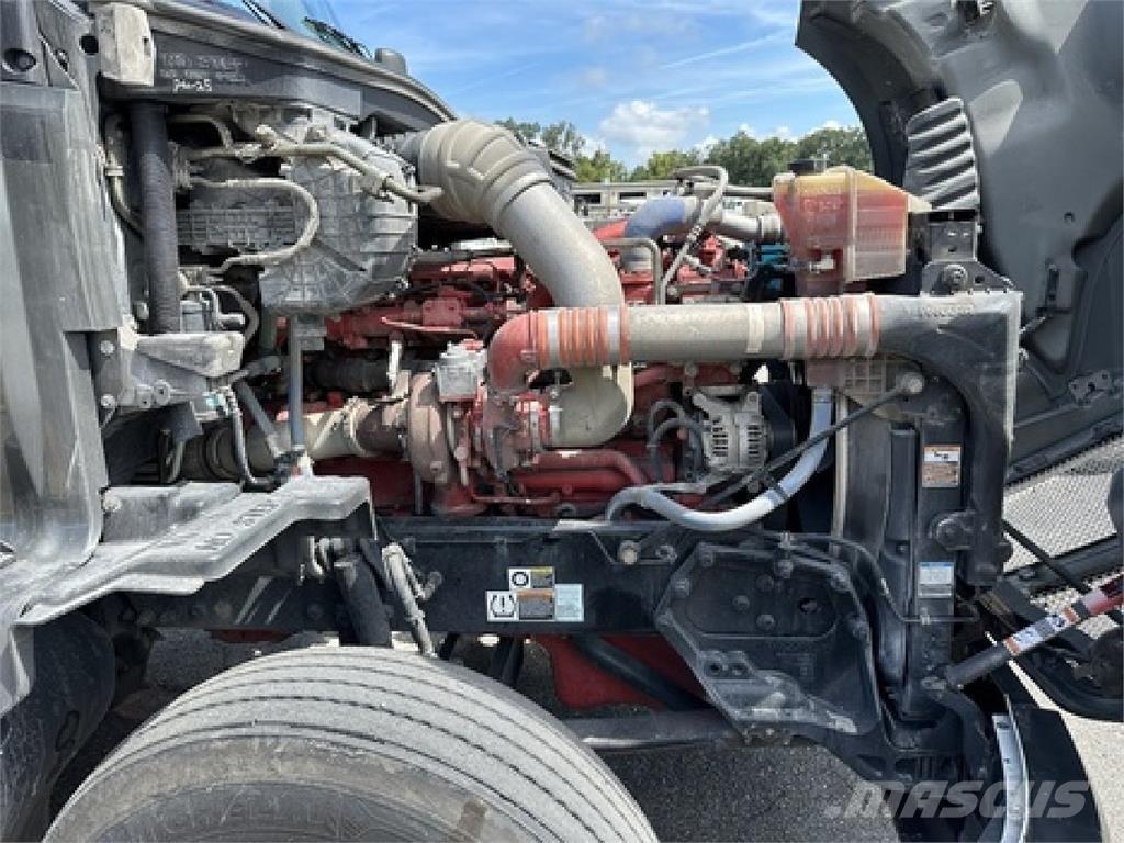 Kenworth T680 Motrici e Trattori Stradali
