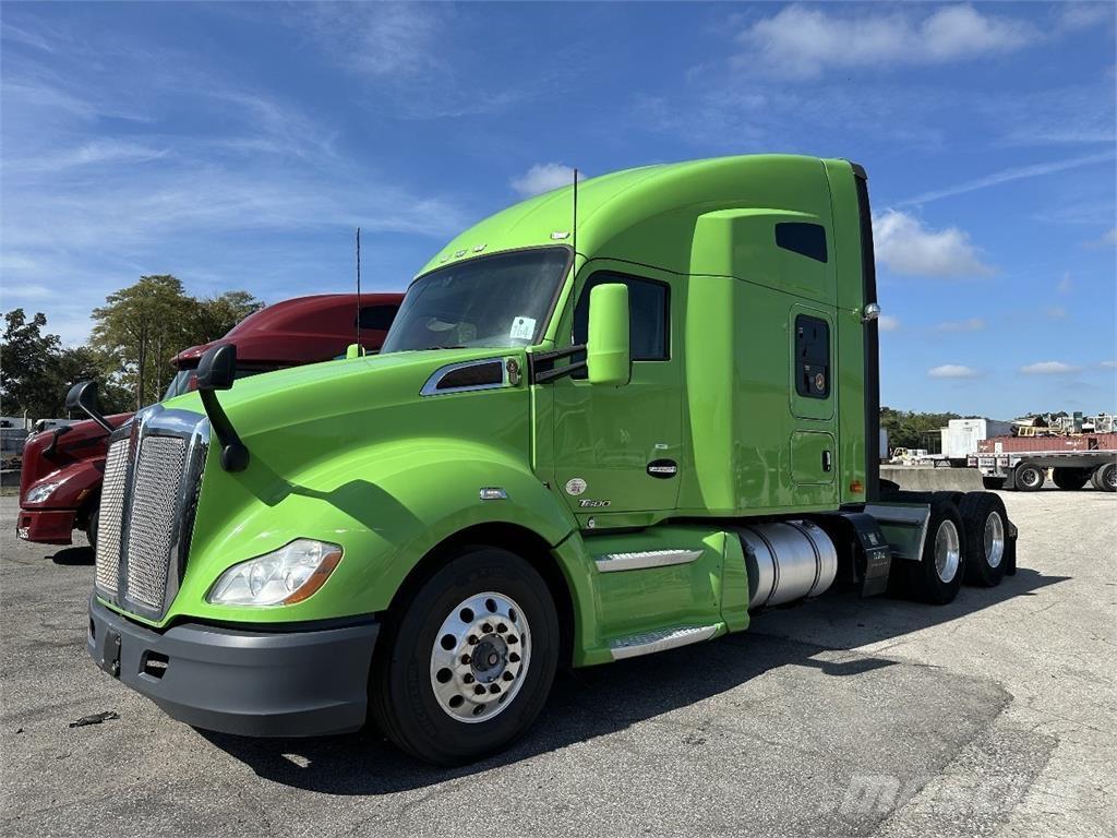 Kenworth T680 Motrici e Trattori Stradali