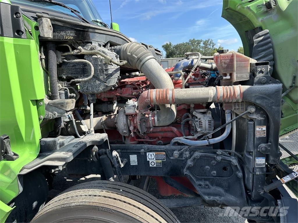 Kenworth T680 Motrici e Trattori Stradali