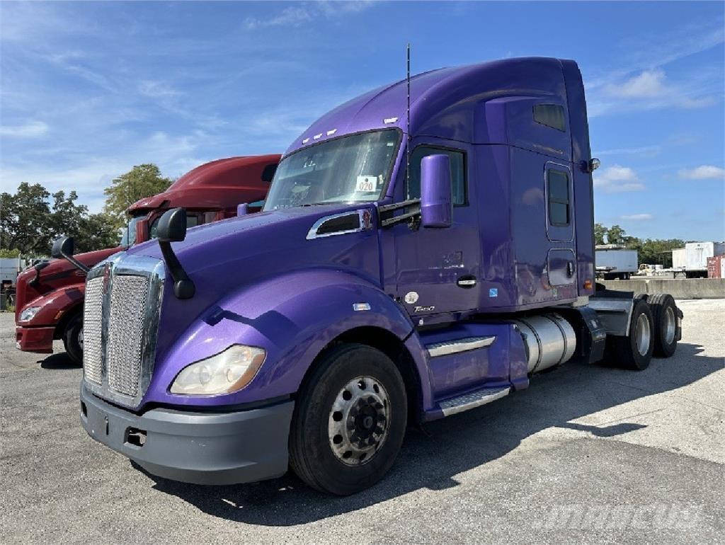 Kenworth T680 Motrici e Trattori Stradali