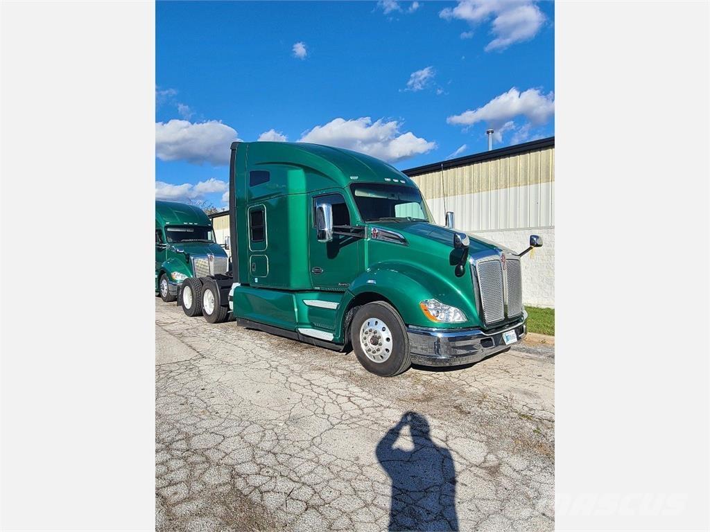 Kenworth T680 Motrici e Trattori Stradali