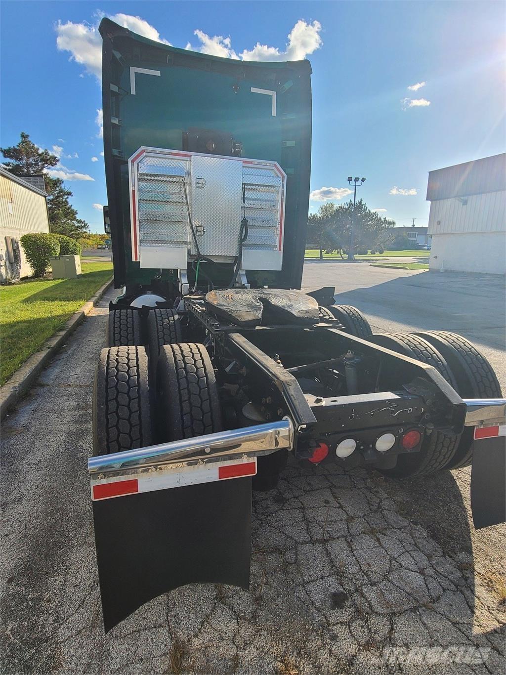 Kenworth T680 Motrici e Trattori Stradali