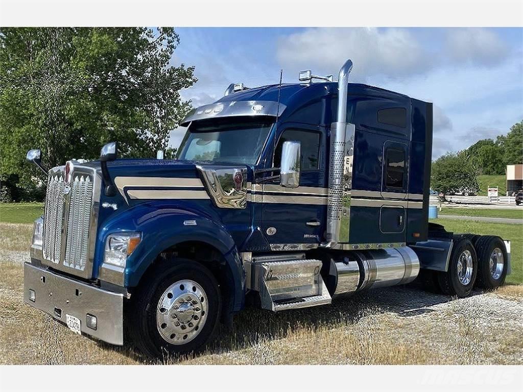 Kenworth W990 Motrici e Trattori Stradali