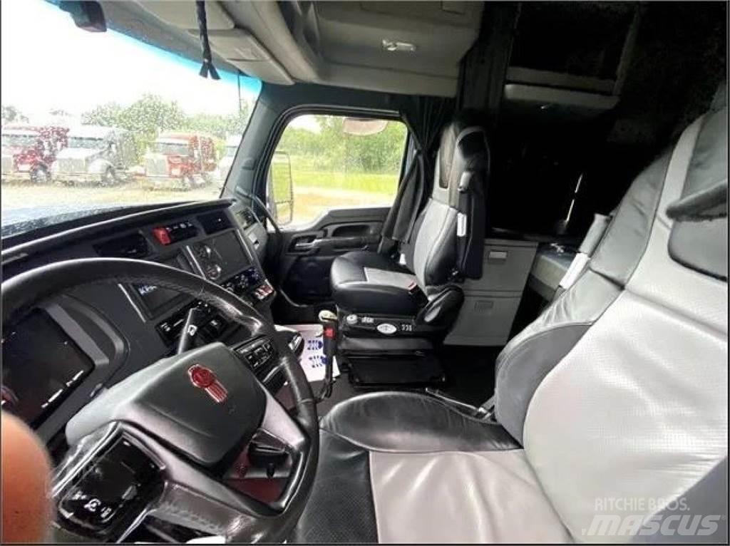 Kenworth W990 Motrici e Trattori Stradali
