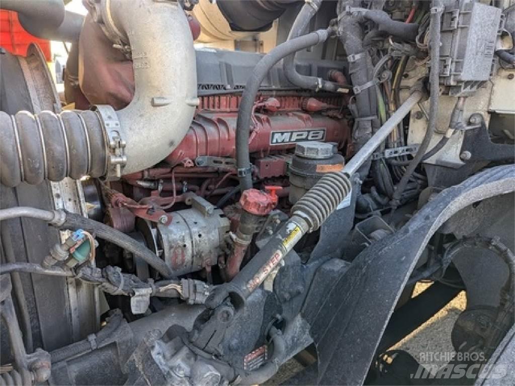 Mack AN64T Motrici e Trattori Stradali