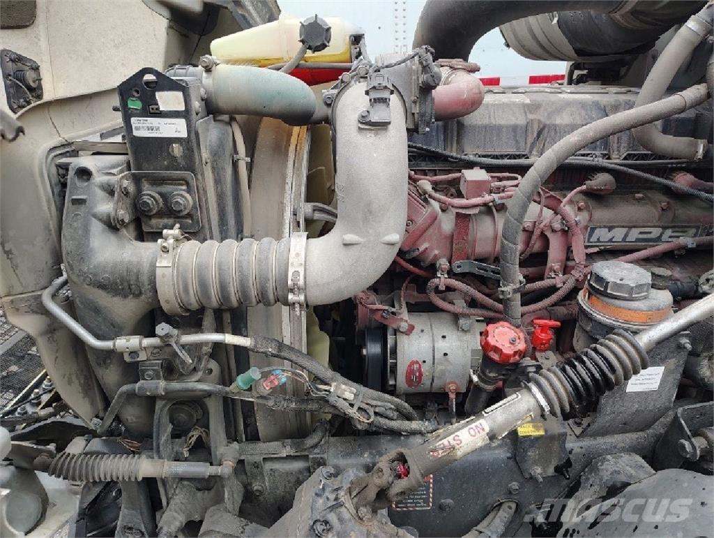Mack Anthem 64T Motrici e Trattori Stradali