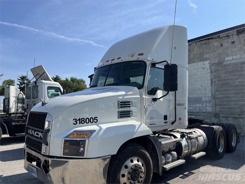 Mack Anthem AN64T Motrici e Trattori Stradali