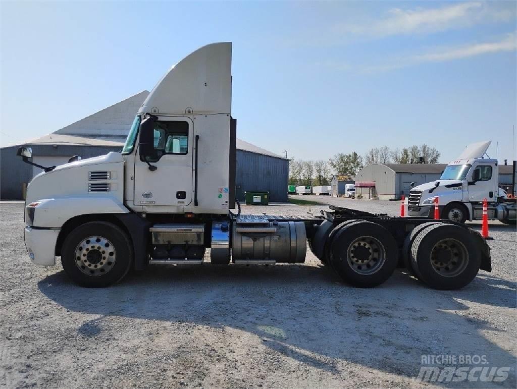 Mack Anthem AN64T Motrici e Trattori Stradali