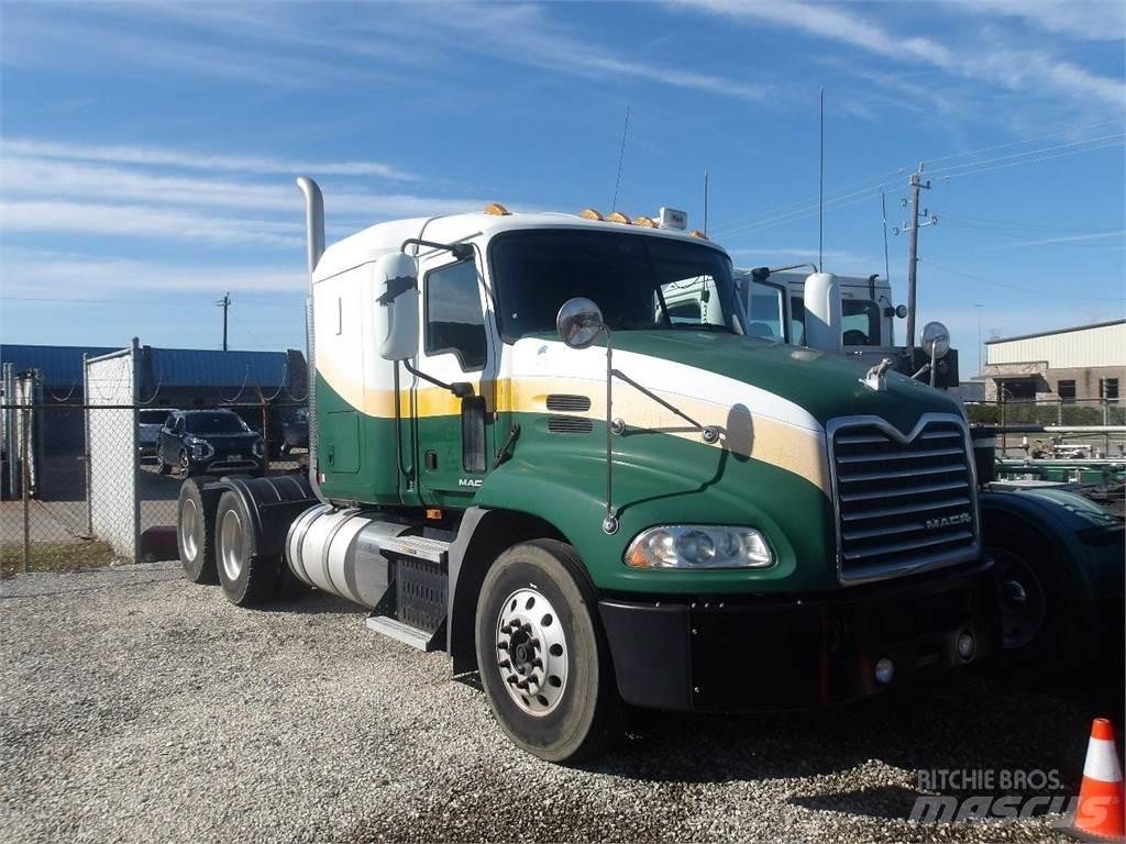 Mack CXU613 Motrici e Trattori Stradali