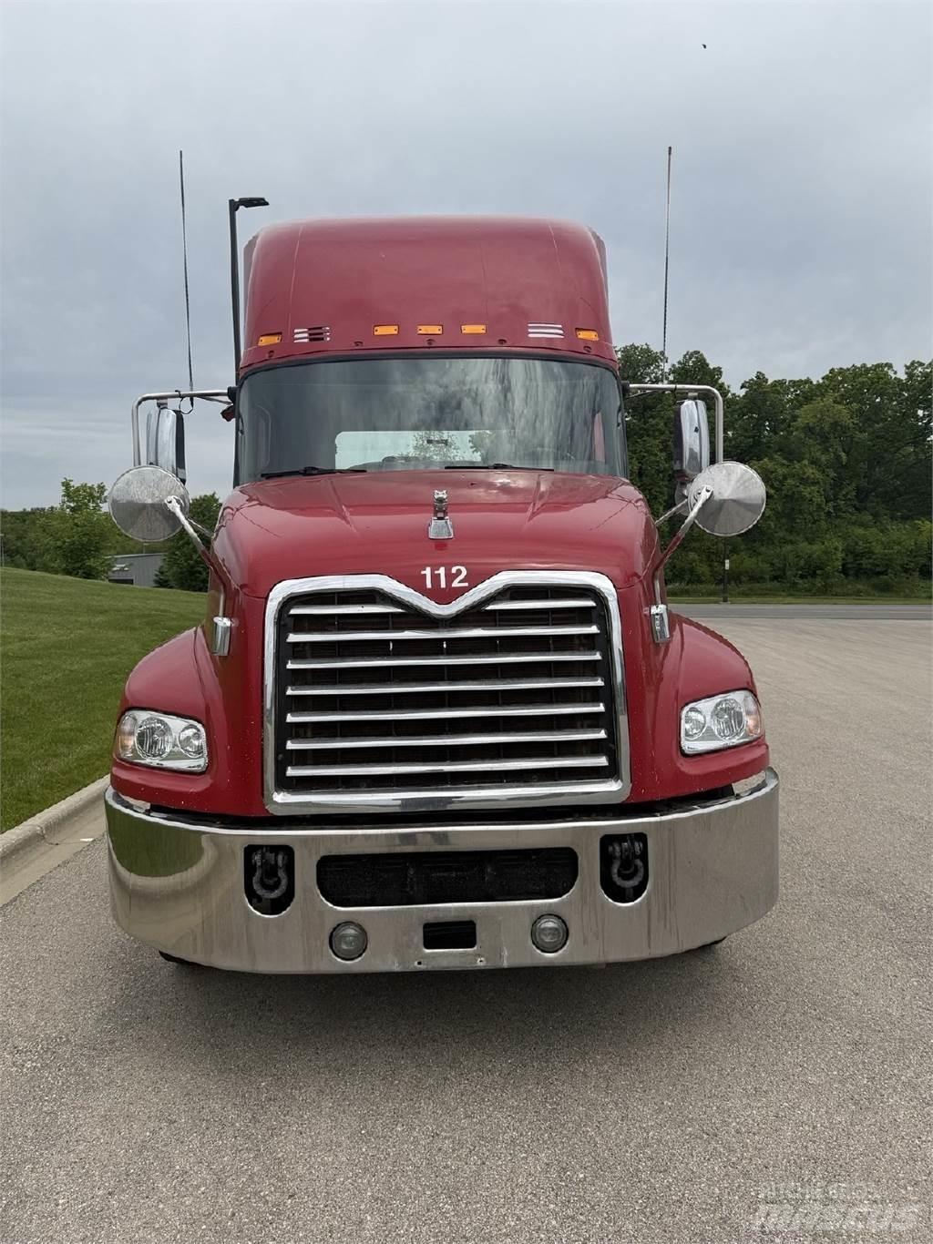 Mack CXU613 Motrici e Trattori Stradali