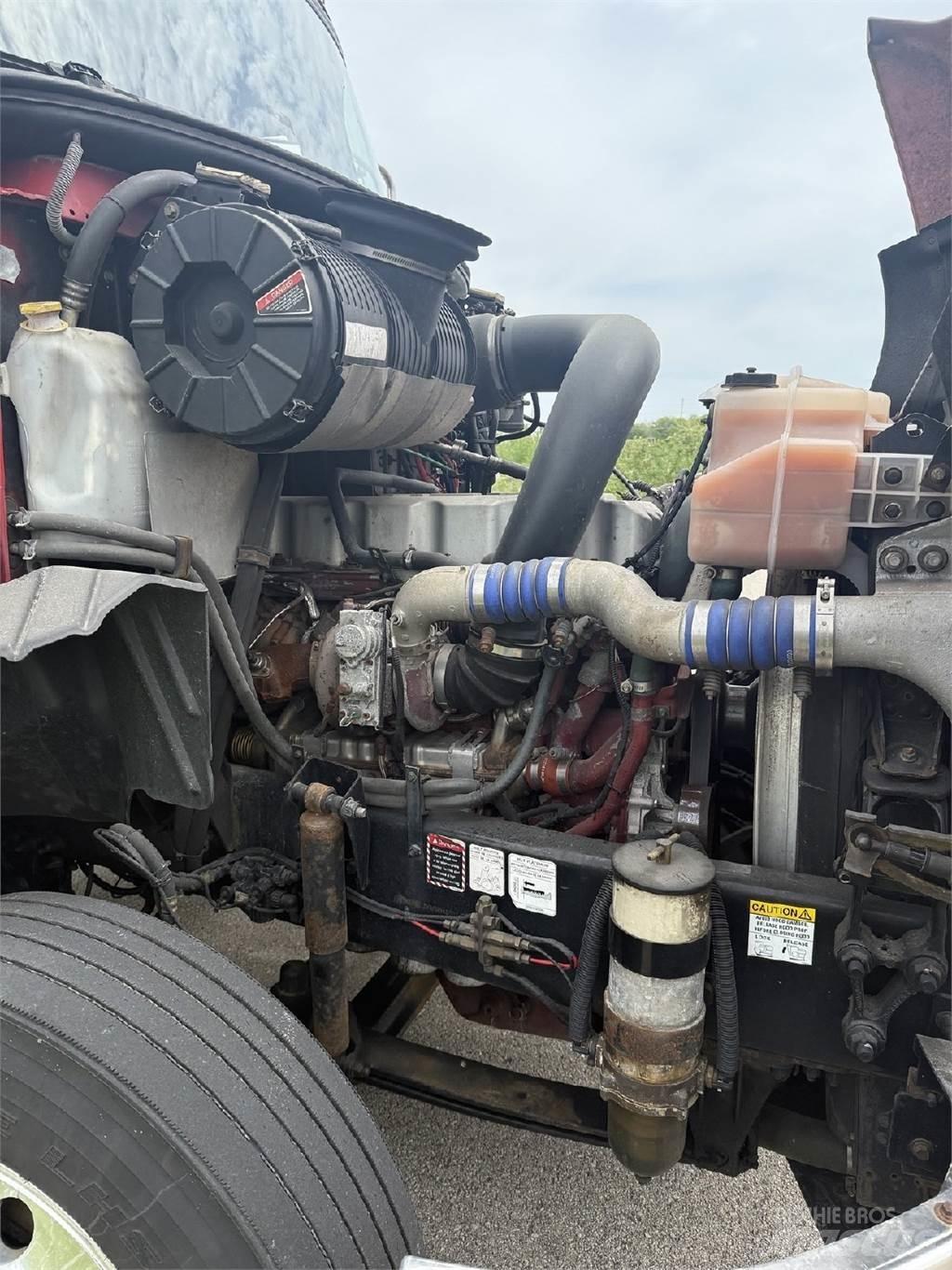 Mack CXU613 Motrici e Trattori Stradali