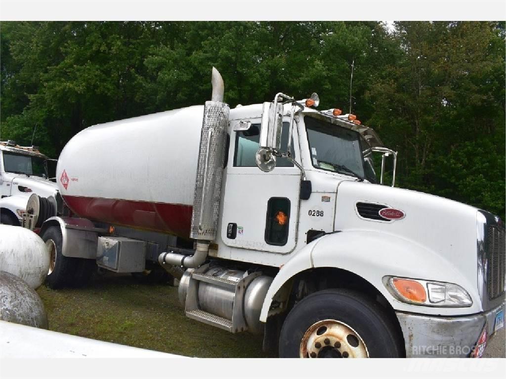 Peterbilt 335 Camion altro