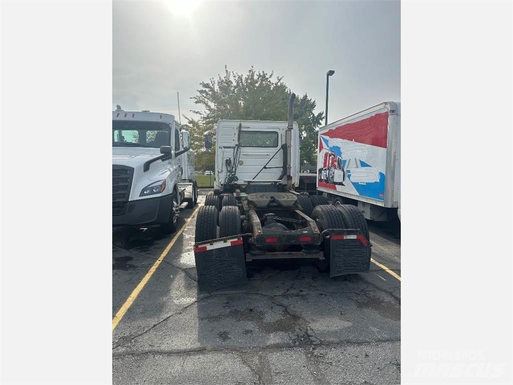 Volvo VNL300 Motrici e Trattori Stradali