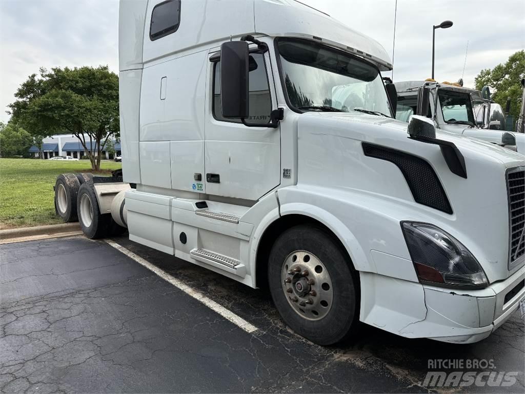 Volvo VNL64T670 Motrici e Trattori Stradali
