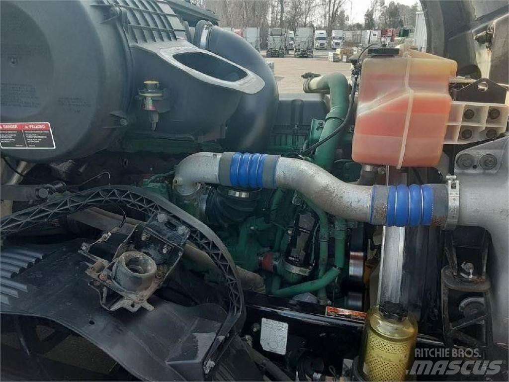 Volvo VNL64T670 Motrici e Trattori Stradali