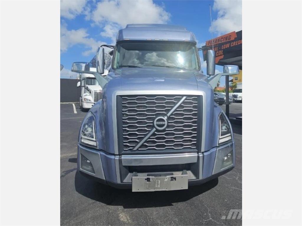 Volvo VNL64T760 Motrici e Trattori Stradali