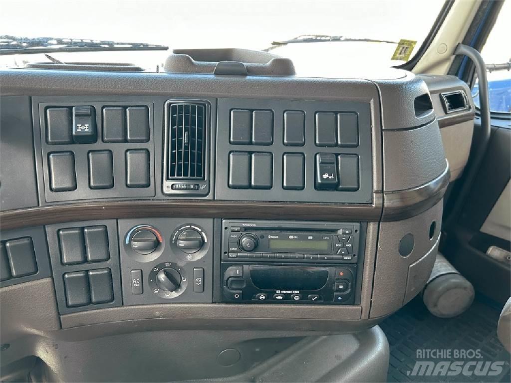 Volvo VNM64T200 Camion a temperatura controllata