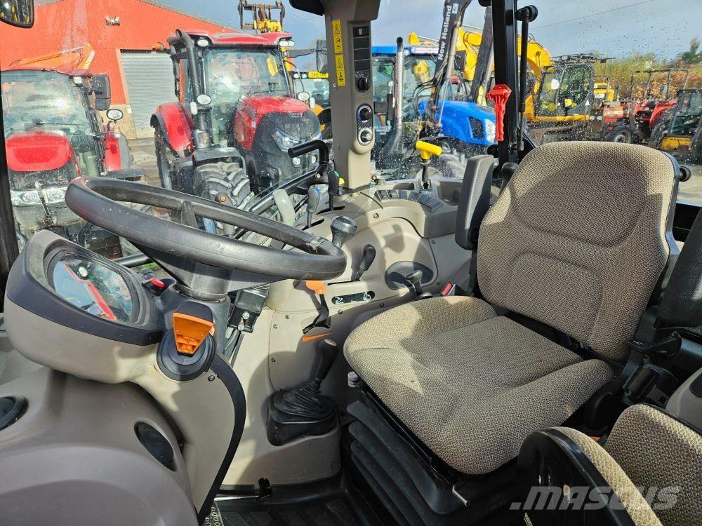 Case IH Farmall 115 c Trattori