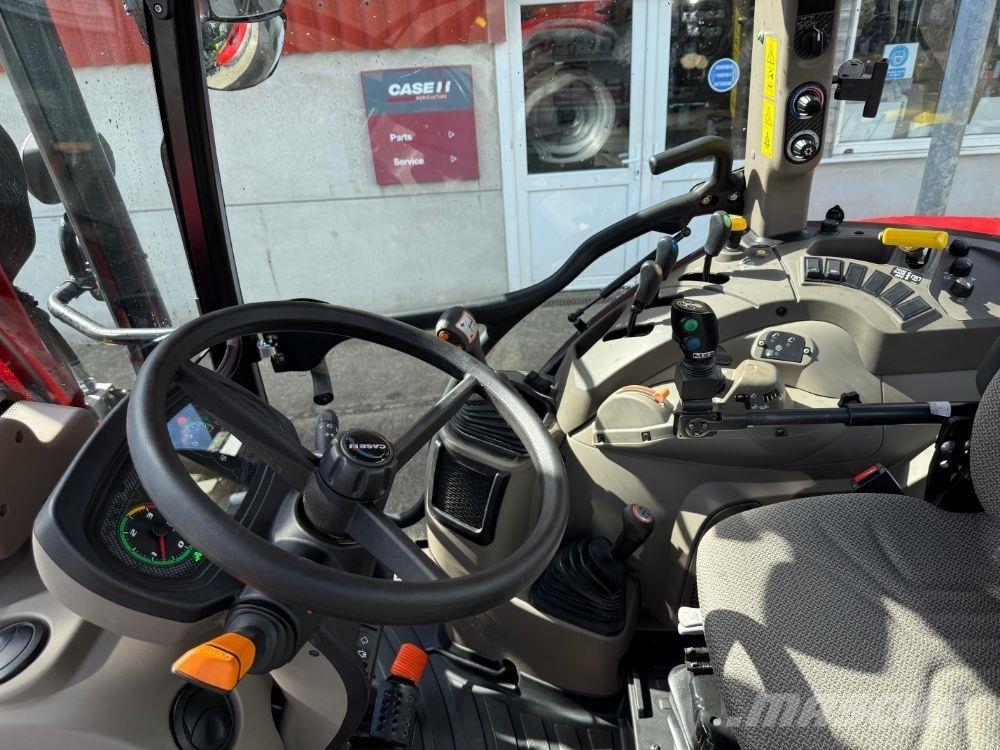Case IH Farmall C 120 Trattori
