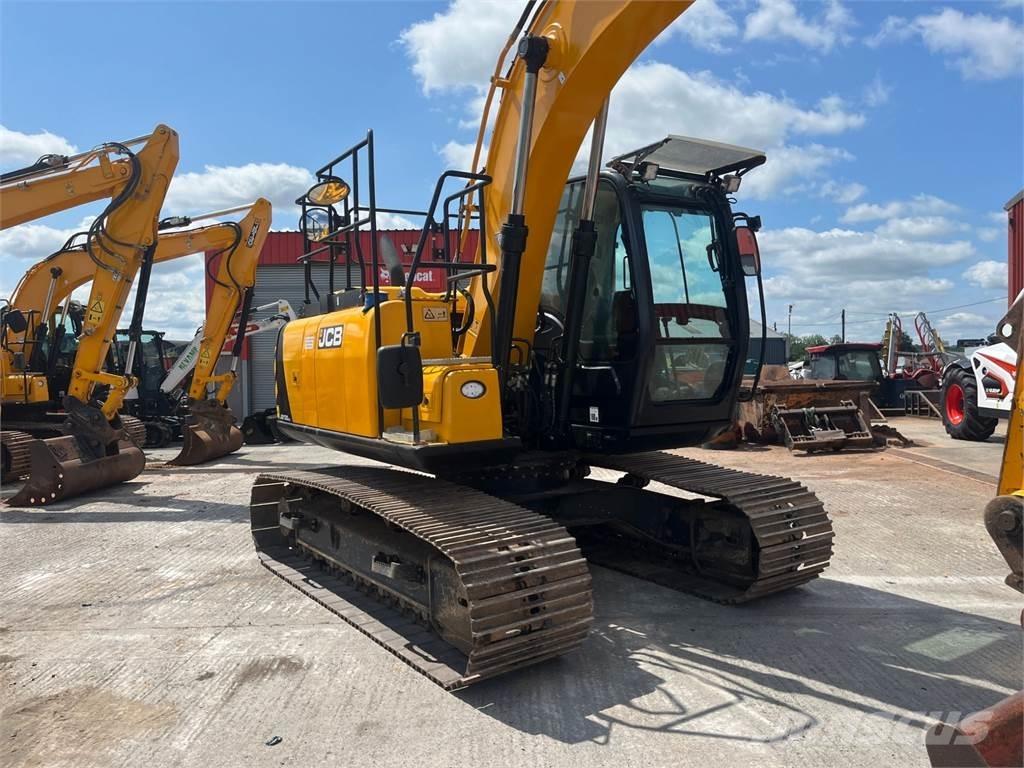 JCB JS130 LC Escavatori cingolati