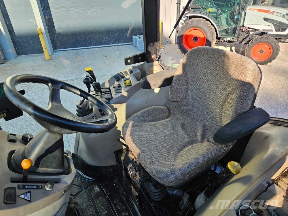 John Deere 3520 Trattori