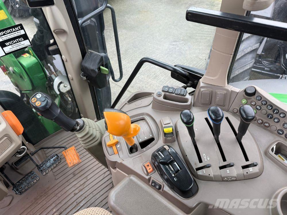 John Deere 6120M Trattori