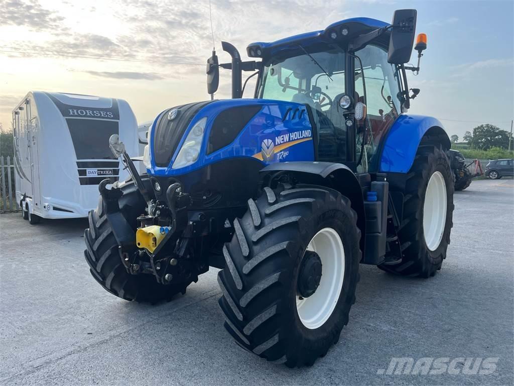 New Holland T7.210 Trattori
