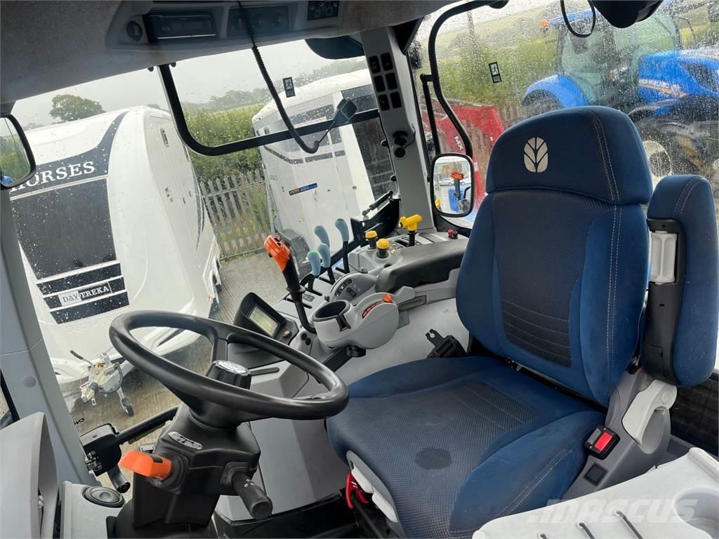 New Holland T7.210 Trattori