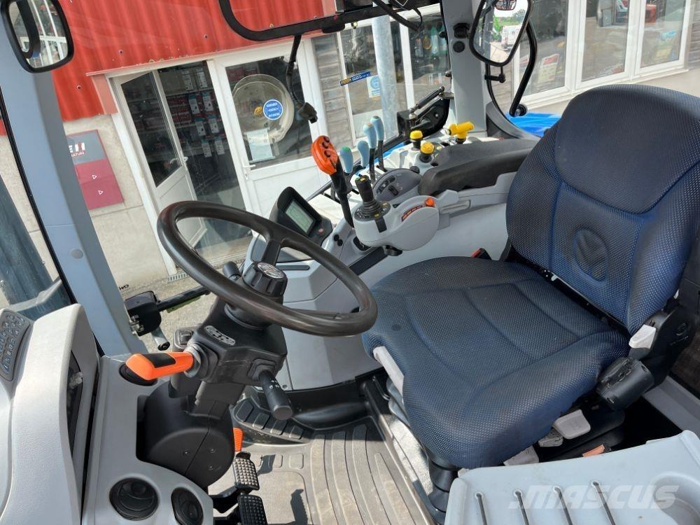 New Holland T7.210 Trattori