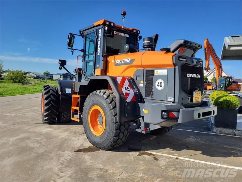 Develon DL220-7 Pale gommate