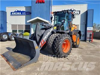 Develon DL220-7 Pale gommate