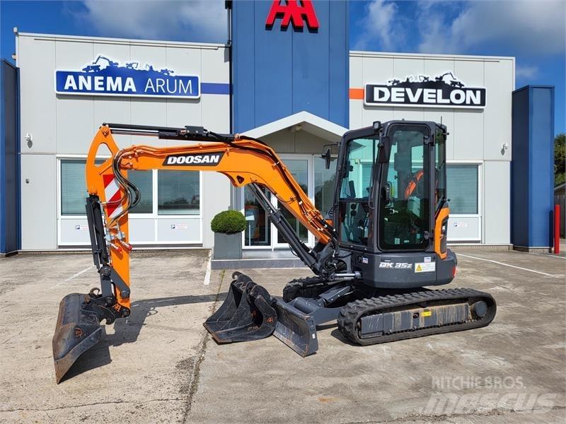 Develon DX35z-7 Miniescavatori