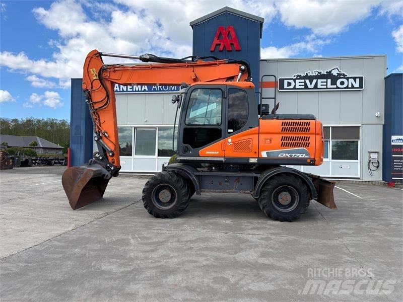 Doosan DX170W-5 Escavatori gommati