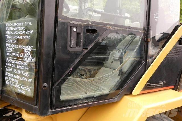 CAT 902 Pale gommate
