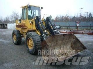 CAT IT18B Pale gommate