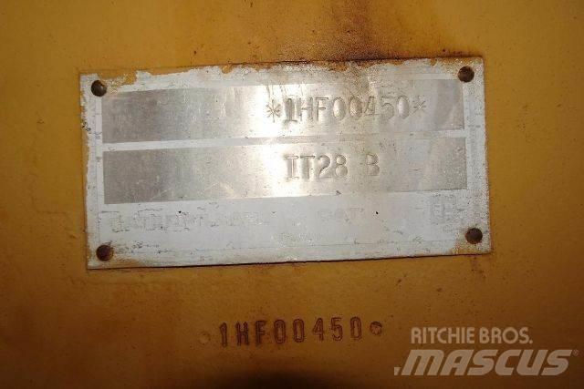 CAT IT28B Pale gommate